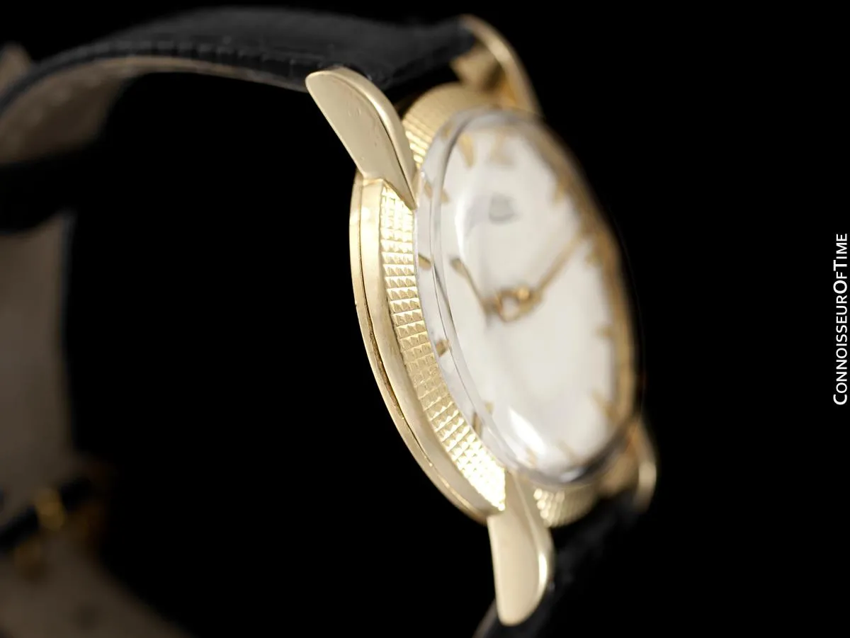 1952 Jaeger-LeCoultre Vintage Mens Watch, Automatic with Beautiful Hobnail Case - 18K Gold