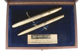 1970S SHEAFFER IMPERIAL TD 18K SOLID GOLD MASTERPIECE BARLEYCORN PATTERN FOUNTAIN PEN & BALLPOINT PEN SET