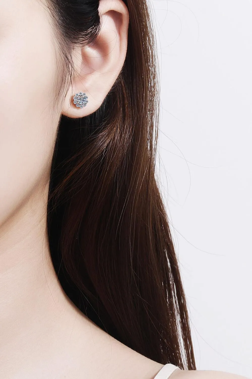 Elegant Floral Moissanite and Zircon Stud Earrings - 1 Carat Total Weight