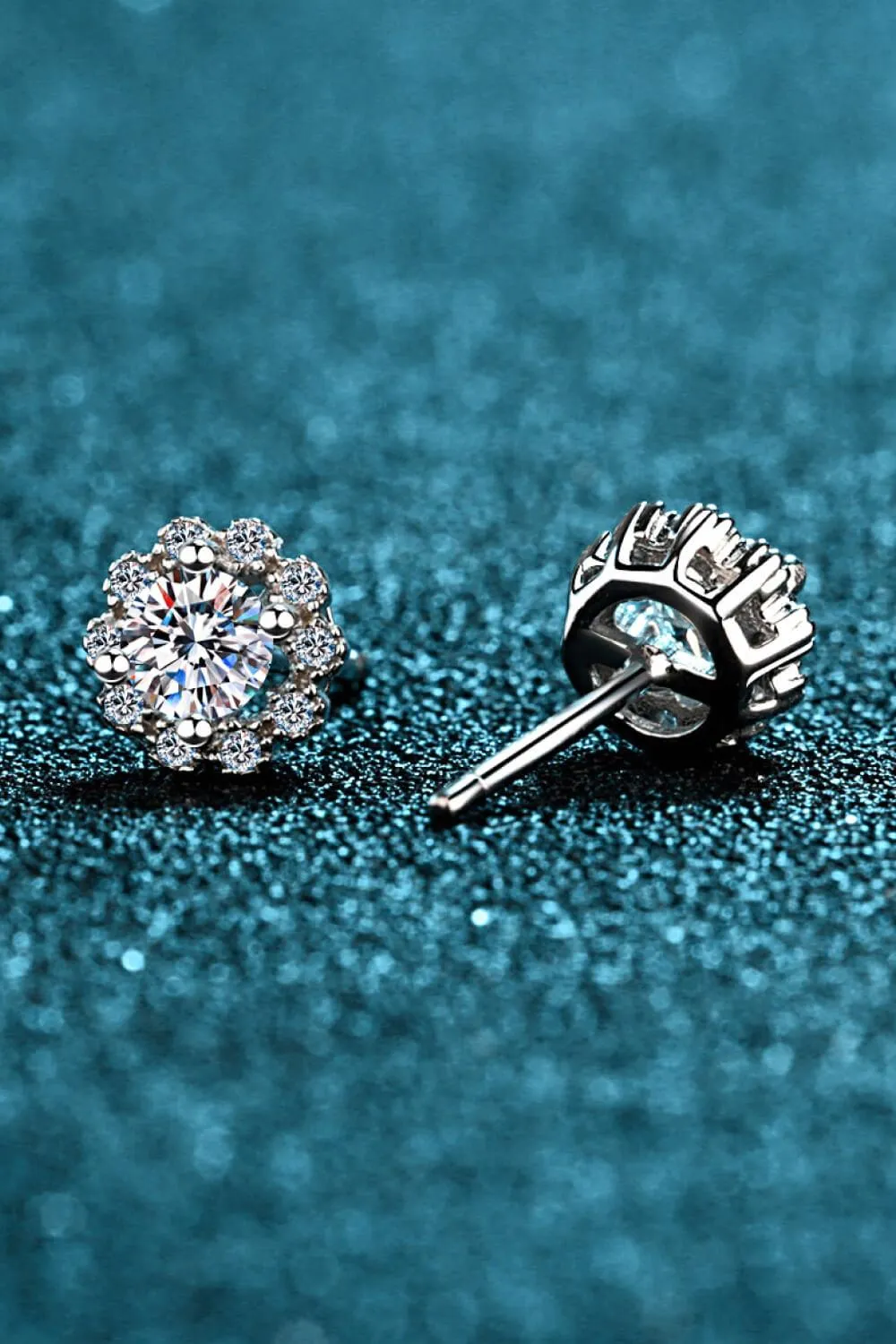 Elegant Floral Moissanite and Zircon Stud Earrings - 1 Carat Total Weight