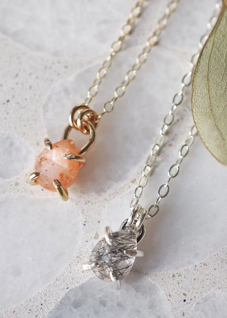Libra Claw Set Pear Necklace - Gold Filled