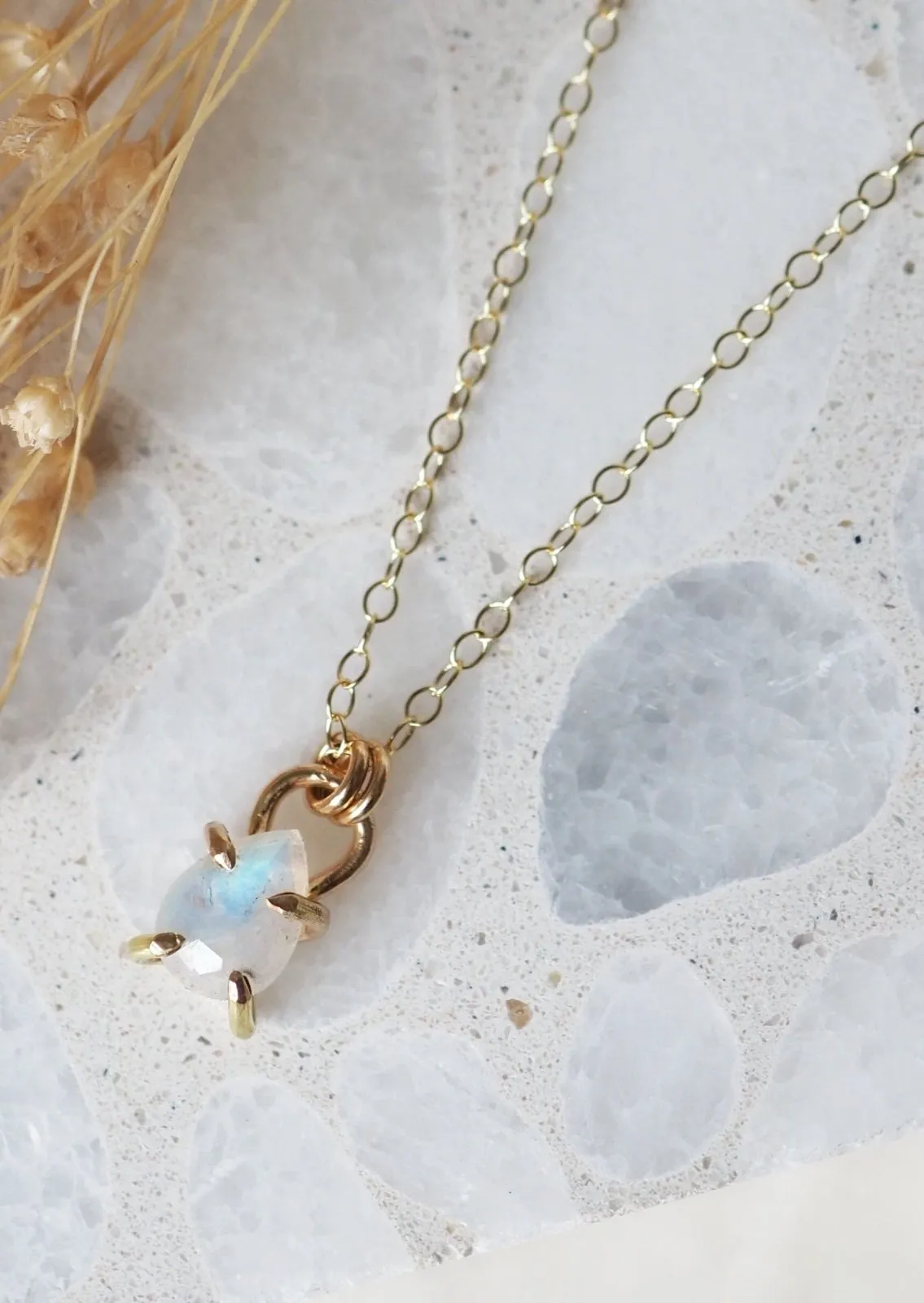 Libra Claw Set Pear Necklace - Gold Filled