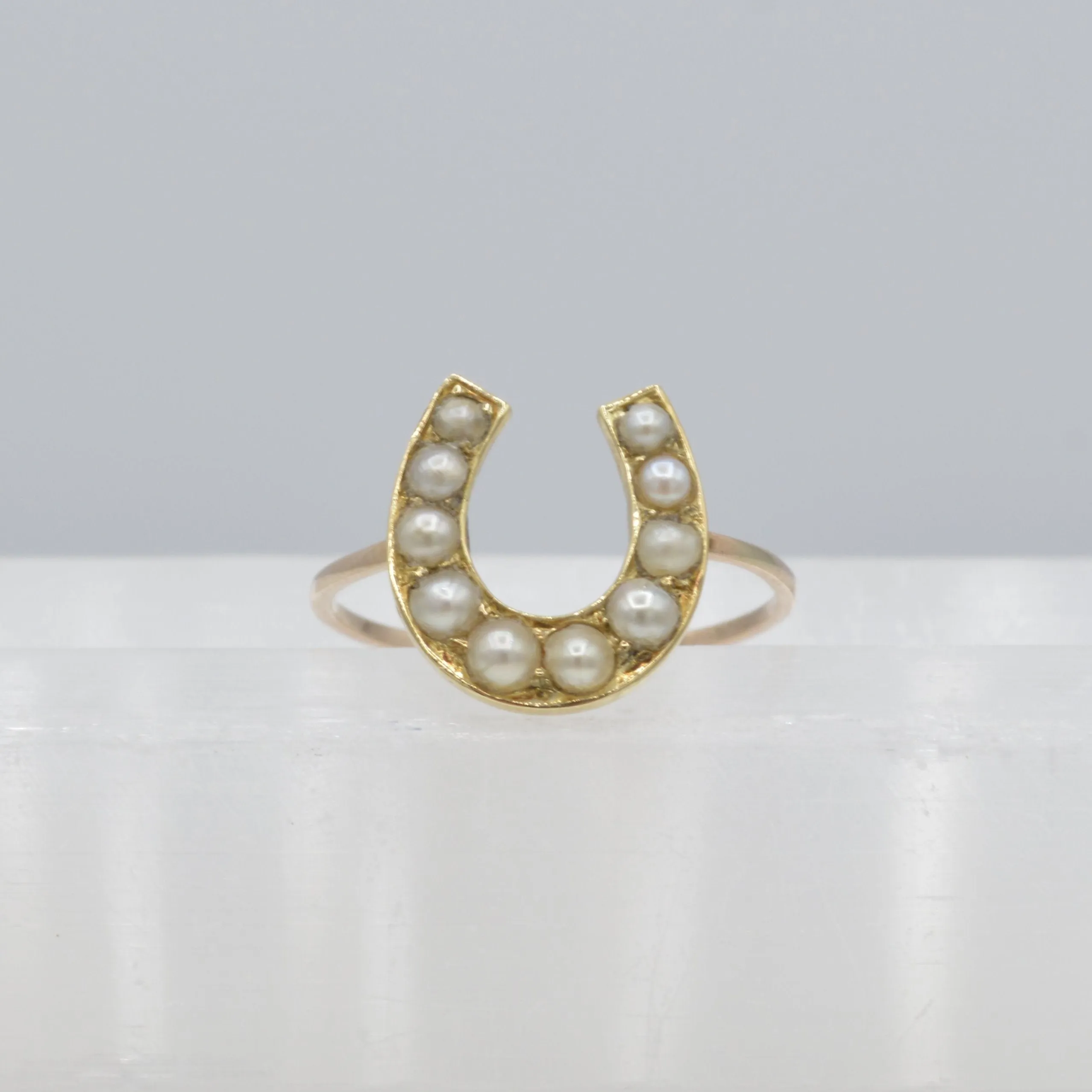 Pearl-Shoe Ring