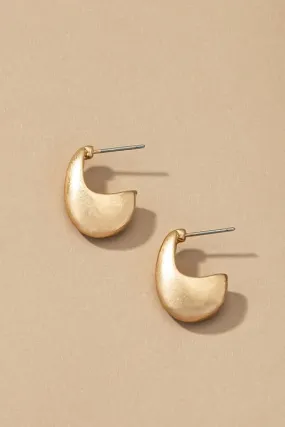 Puffy C shape huggie hoop earrings