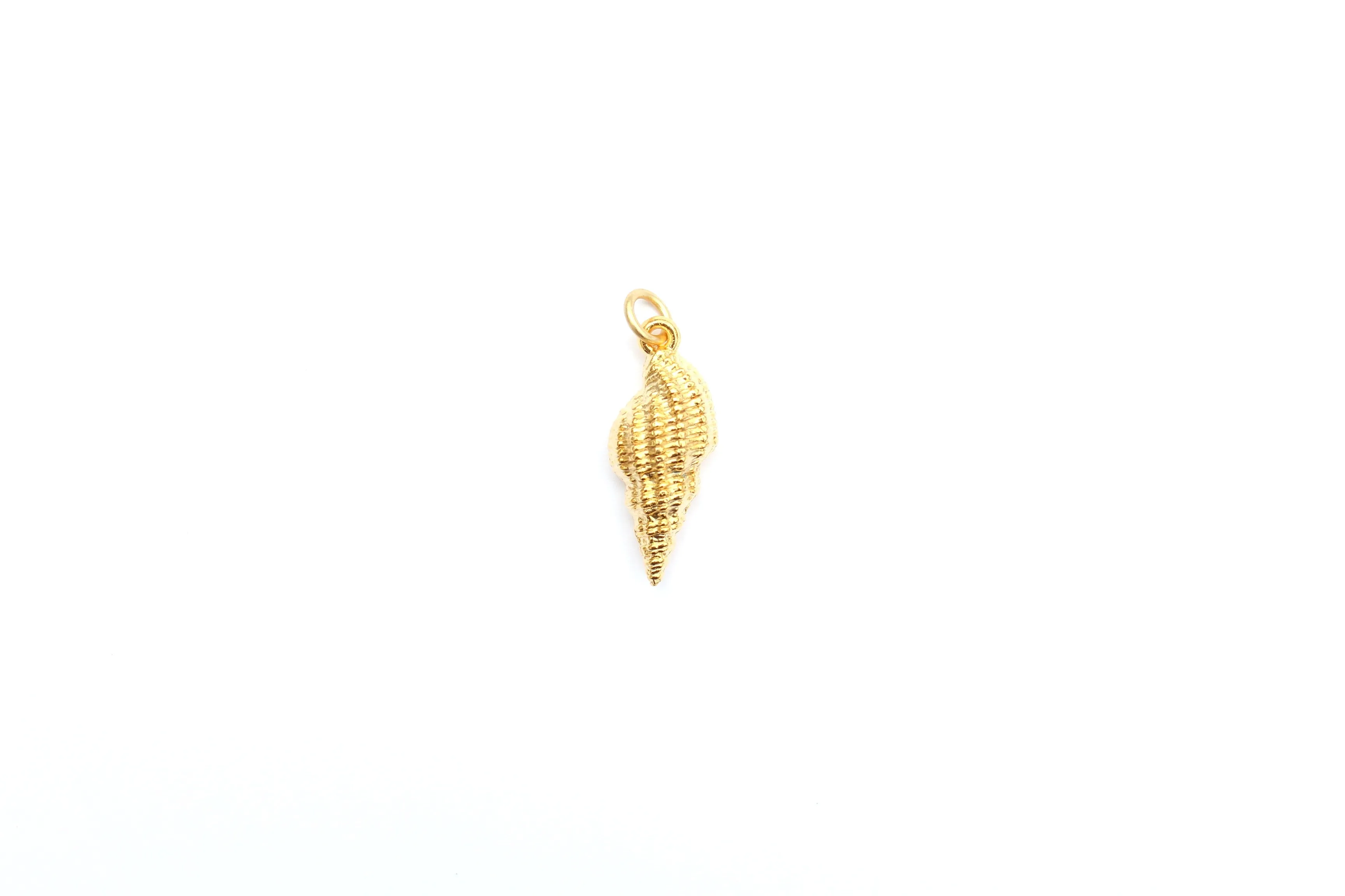 Spiral Shell Charm in Britannium – Oceanic Elegance in Metal Form